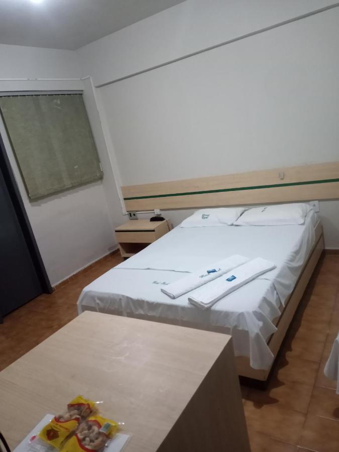 Hotel Real 彼得罗利纳 外观 照片