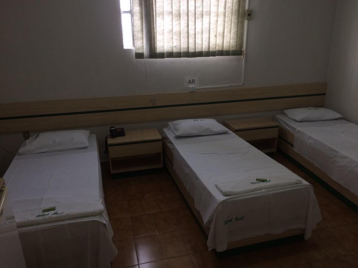 Hotel Real 彼得罗利纳 外观 照片